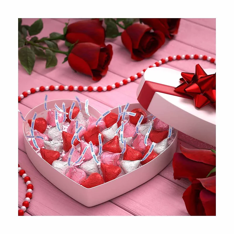 HERSHEY'S KISSES Milk Chocolate, Valentine's Day Candy Gift Box, 6.5 oz
