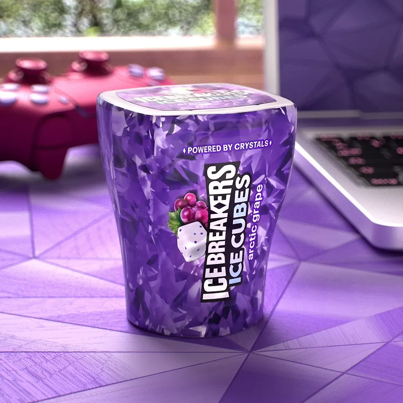 ICE BREAKERS Ice Cubes Arctic Grape Flavored Sugar Free Chewing Gum Bottle, 3.24 oz (40 Pieces)