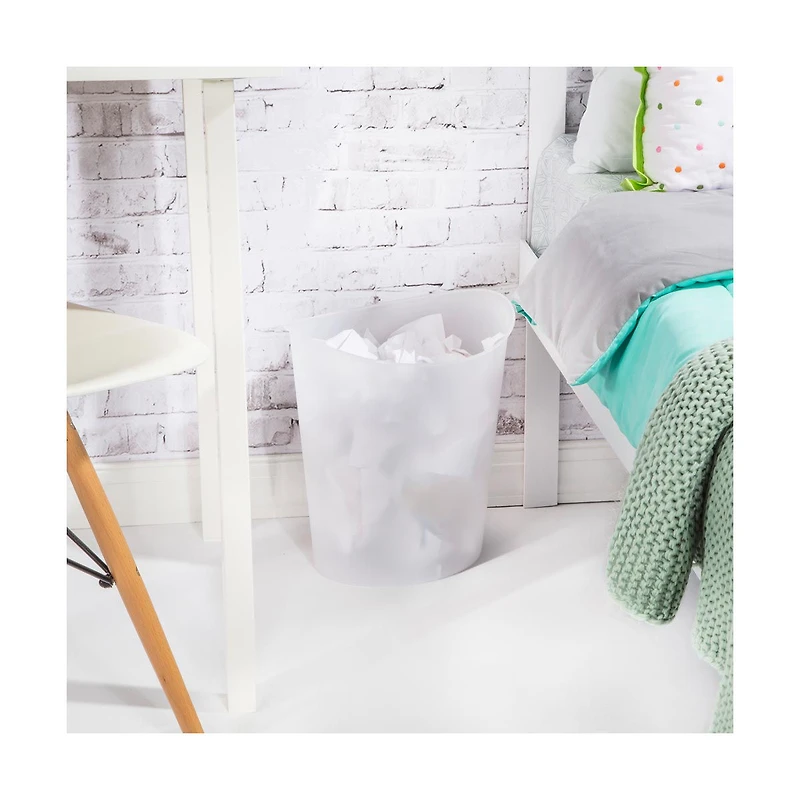 Sterilite Oval Wastebasket, Clear, 3 gal