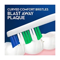 Oral-B Fresh & Clean Toothbrushes, Soft, 6 ct