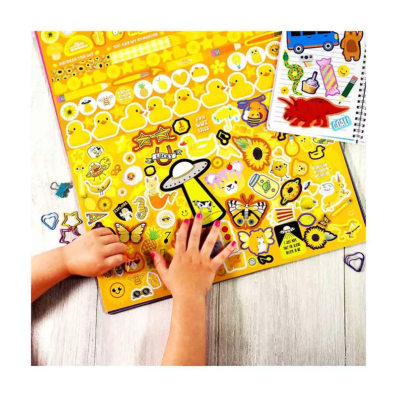 World's Largest Sticker Book, Super Star Edition