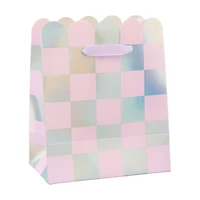 Sassy & Iridescent Checkered Scalloped Favor Bags, 3 ct