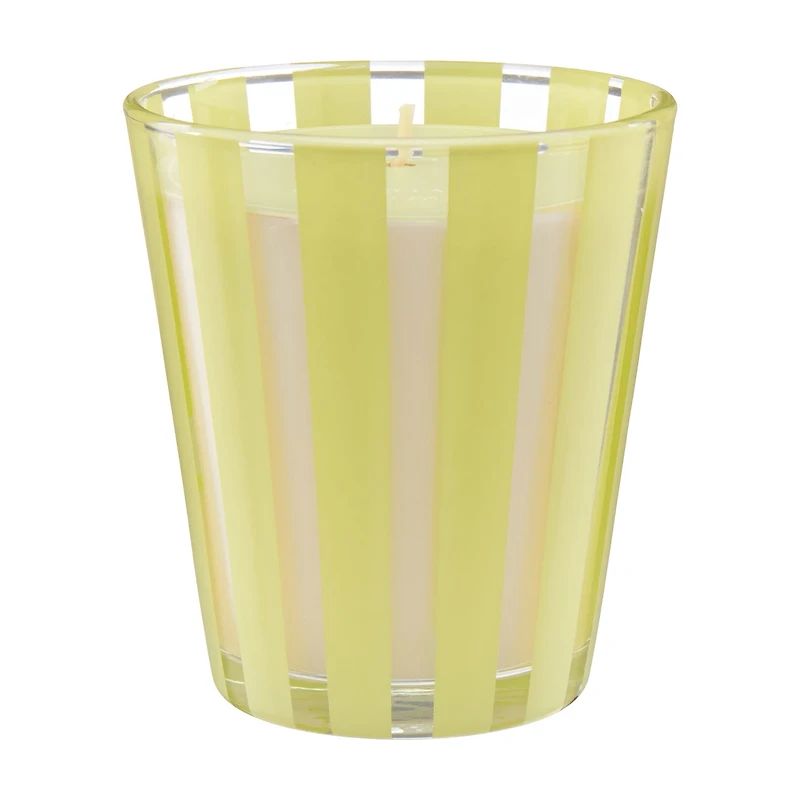 Home Fragrances Sweaters & Snowflakes Scented Candle, 9 oz