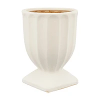 Sandblasted Ribbed Garden Urn