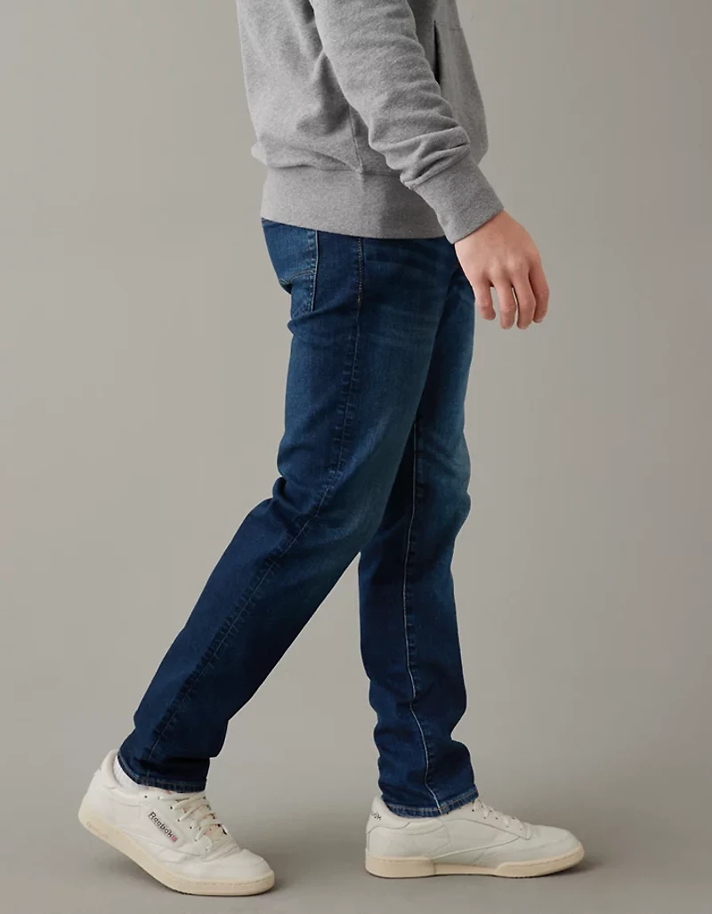 AE Slim Straight Jean