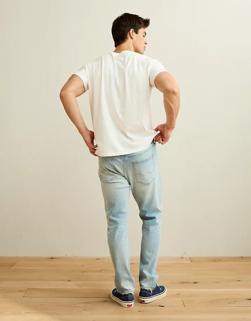 AE Athletic Fit Jean