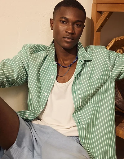 AE Relaxed Fit Oxford Button-Up Shirt