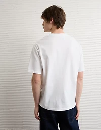 AE Boxy Snoopy Graphic T-Shirt