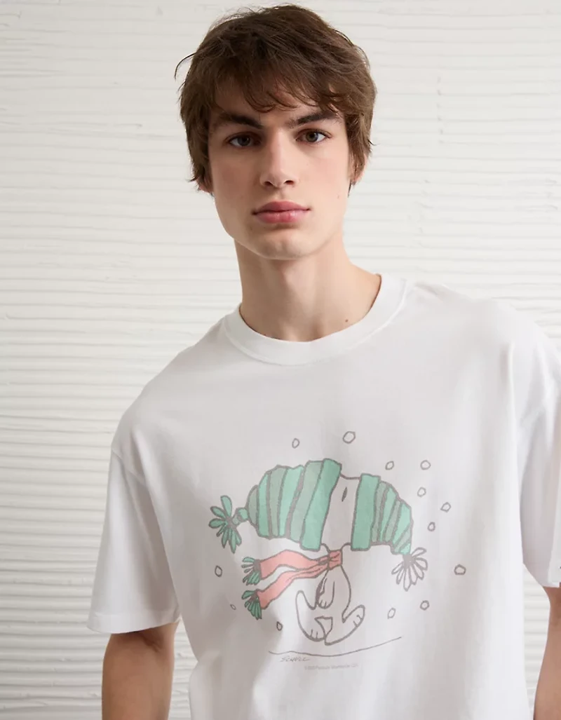 AE Boxy Snoopy Graphic T-Shirt