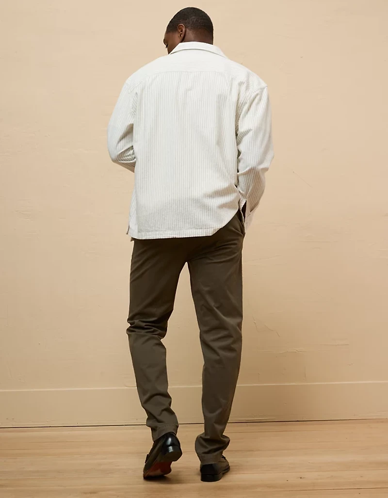 Pantalon décontracté à coupe athlétique Flex AE