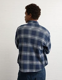 Chemise en tricot boutonnée AE