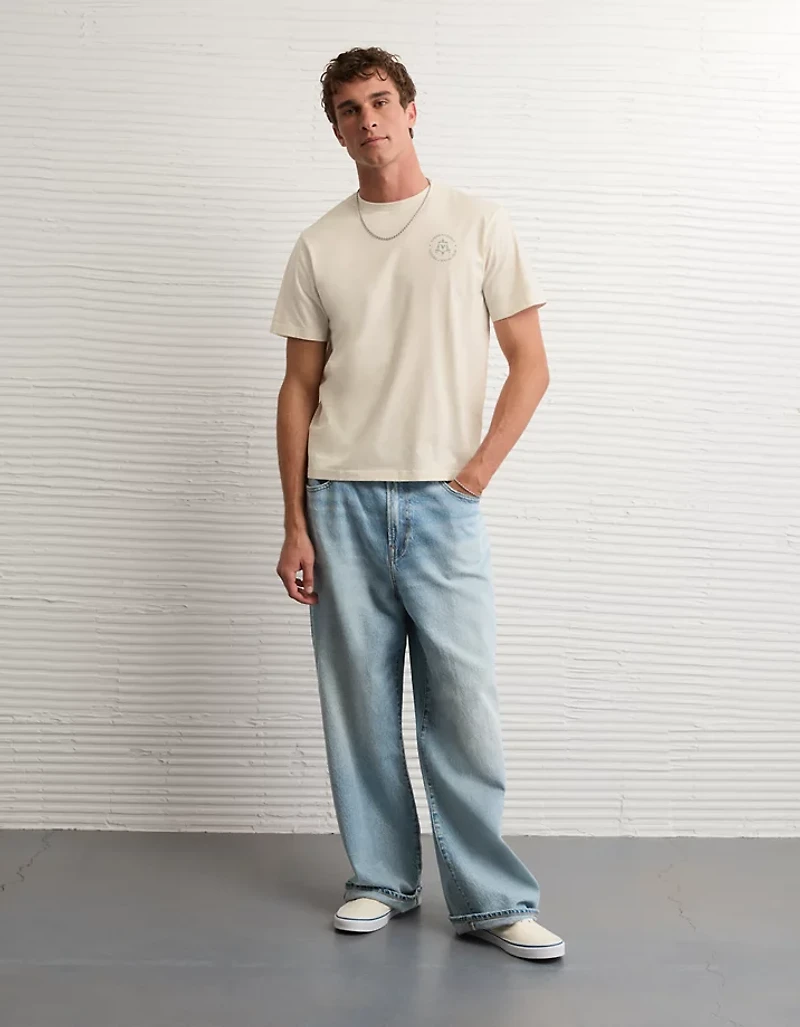 AE Standard Fit Logo Graphic T-Shirt