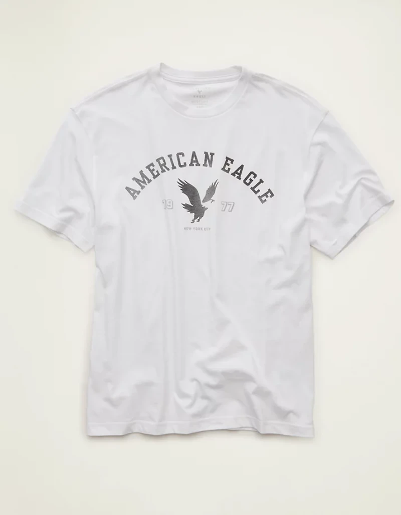 AE Standard Fit Lightweight Logo Graphic T-Shirt