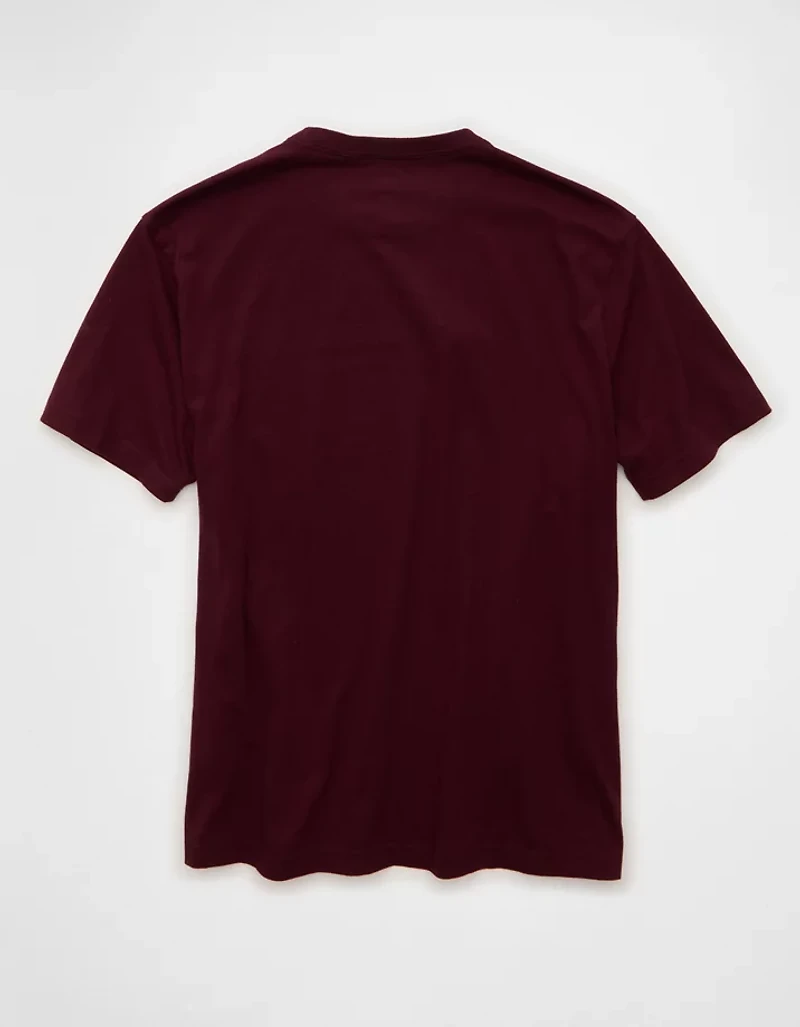 AE Standard Fit Mickey Mouse Graphic T-Shirt