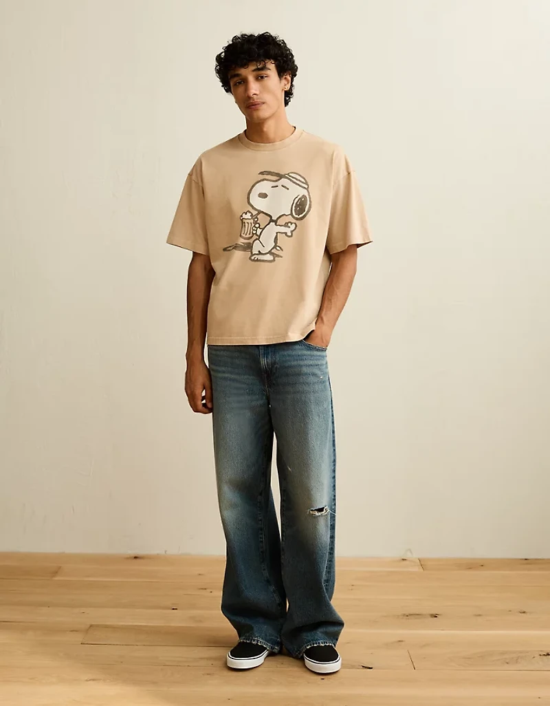 AE Boxy Fit Snoopy Graphic T-Shirt