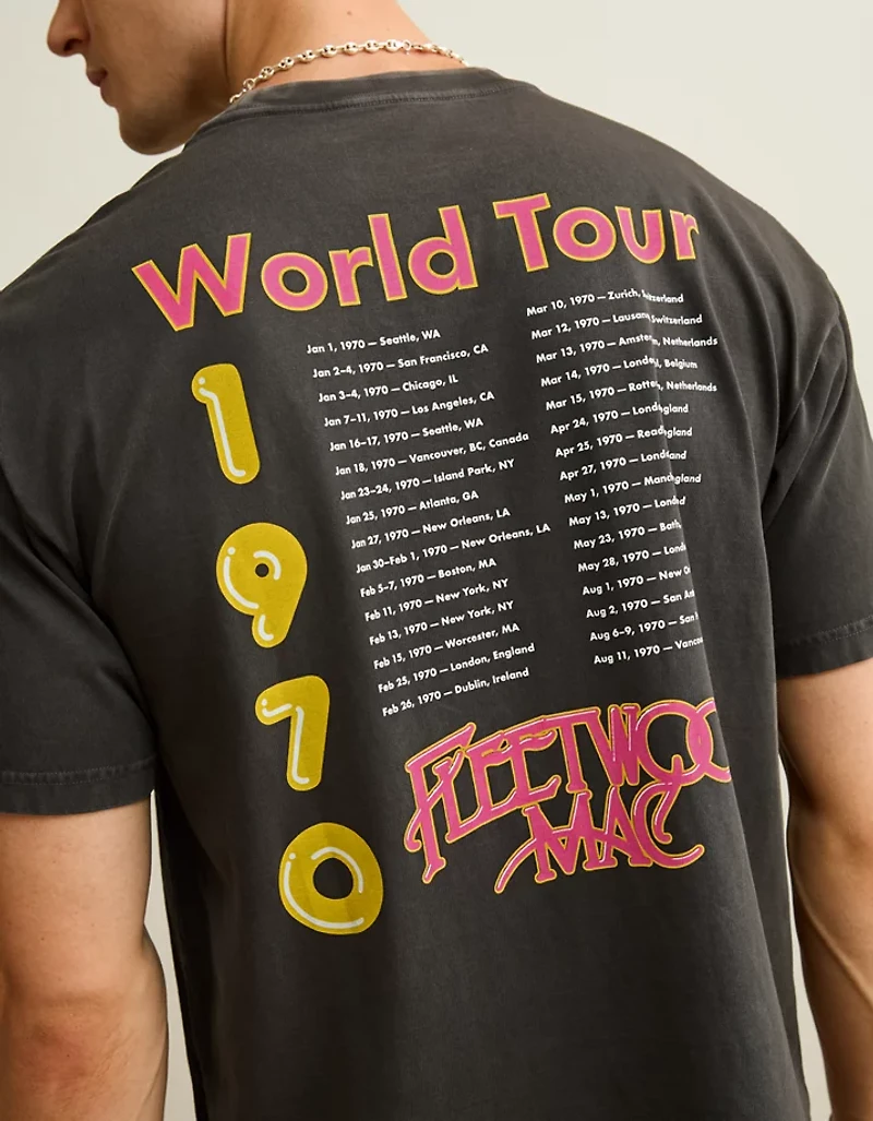 AE Boxy Fit Fleetwood Mac Graphic T-Shirt
