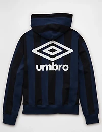 Chandail à capuchon en molleton image AE x Umbro