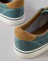 AE Men's Classic Sneaker