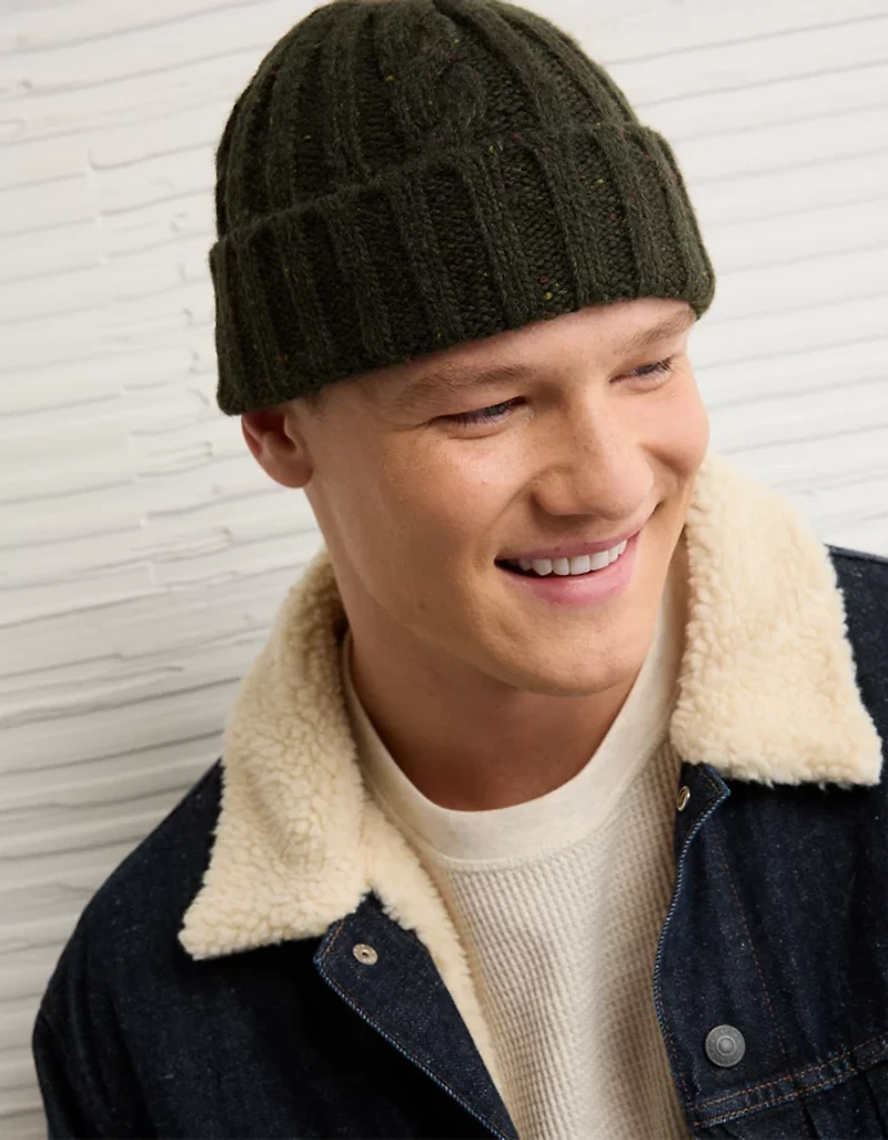 AE Chunky Cable Knit Beanie