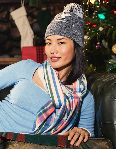 AE Snoopy Ski Beanie