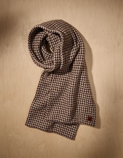 AE x Tru Kolors Knit Houndstooth Scarf