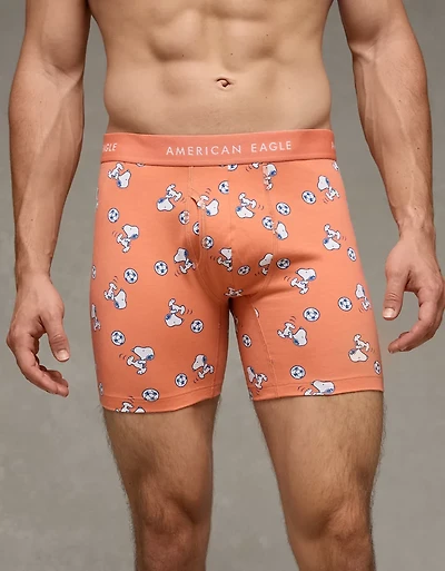 AEO Men's Snoopy Soccer 6" Classic Boxer Brief