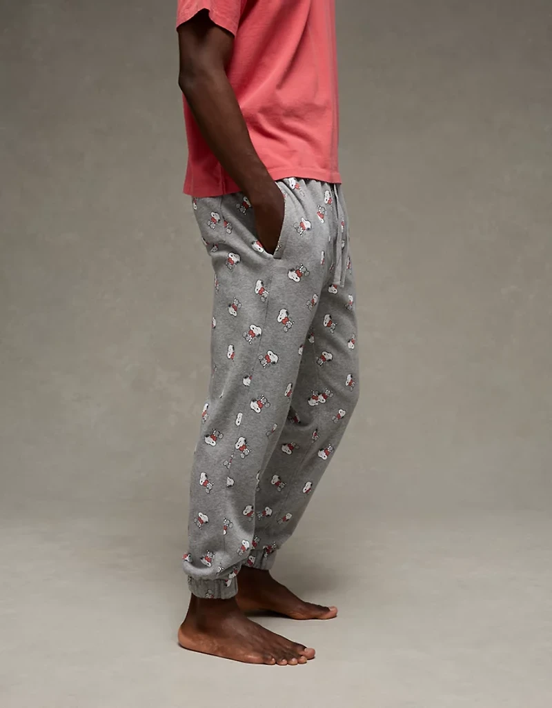 AE Valentine's Day Snoopy Jogger Pant