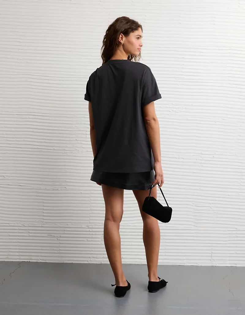 AE Oversized Valentine's Day Graphic T-Shirt