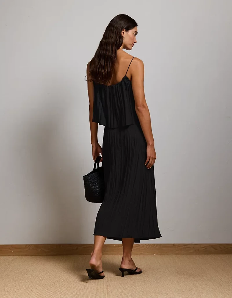 AE77 Textured Pull-On Midi Skirt