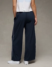 Pantalon d’entraînement à jambe large et taille basse extensible AE