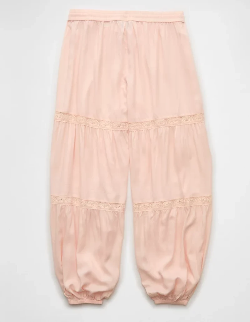 AE Low-Rise Lace Insert Saturday Jogger