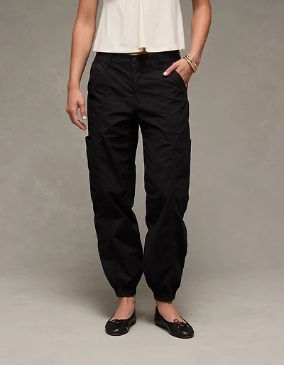 AE Snappy Stretch High-Waisted Baggy Cargo Jogger