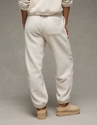 AE High-Waisted Sherpa Jogger Pant