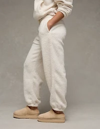 AE High-Waisted Sherpa Jogger Pant