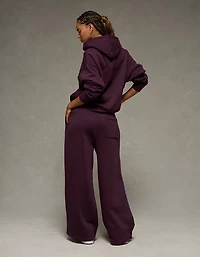 AE Everyday Luxe Wide-Leg Sweatpant
