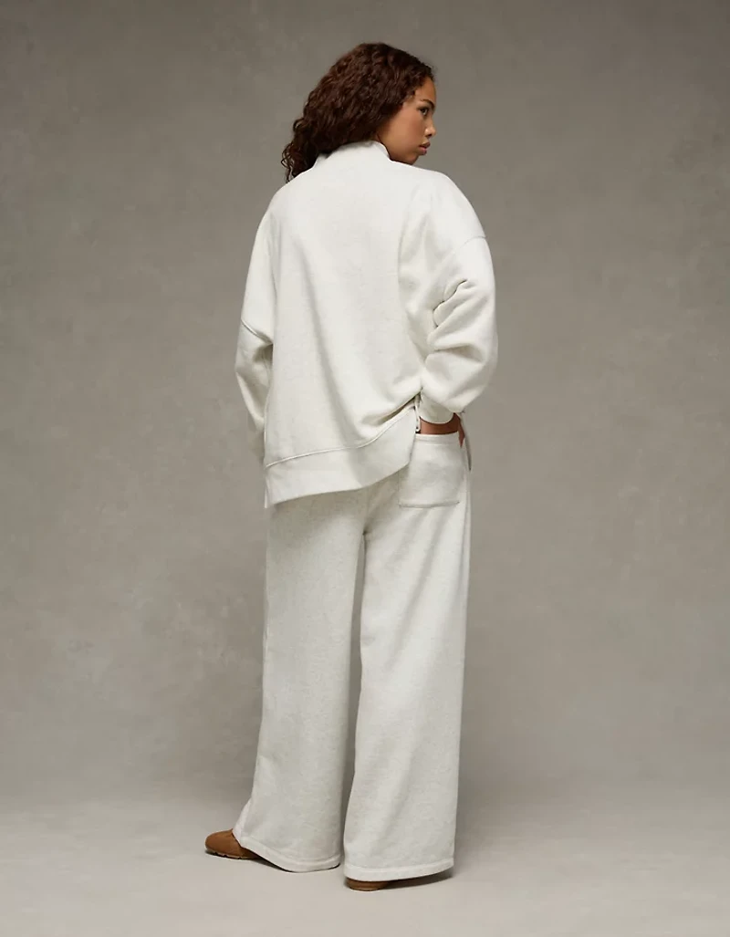 AE Everyday Luxe Wide-Leg Sweatpant