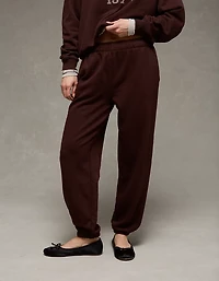 AE High-Waisted Jogger
