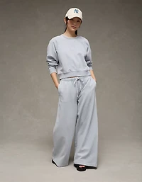 AE Everyday Luxe Wide-Leg Sweatpant