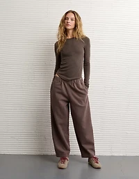 AE Everyday Luxe Barrel Sweatpant