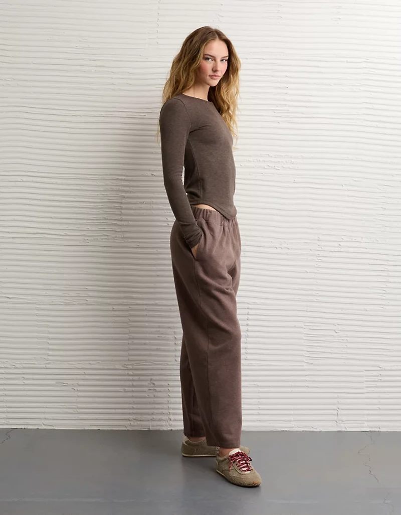 AE Everyday Luxe Barrel Sweatpant