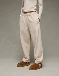 AE Everyday Luxe Barrel Sweatpant