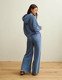AE Campus Low-Rise Wide-Leg Sweatpant