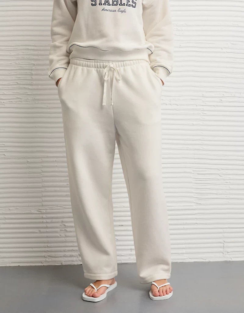 AE Everyday Luxe Barrel Sweatpant