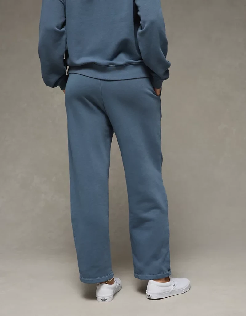 AE Everyday Luxe Barrel Sweatpant