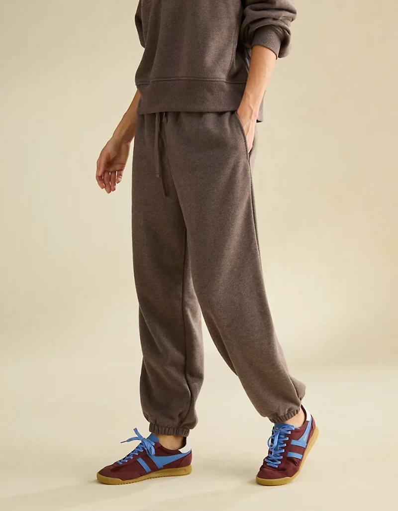 AE Everyday Luxe Low-Rise Baggy Jogger