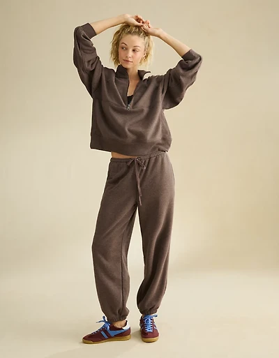 AE Everyday Luxe Low-Rise Baggy Jogger