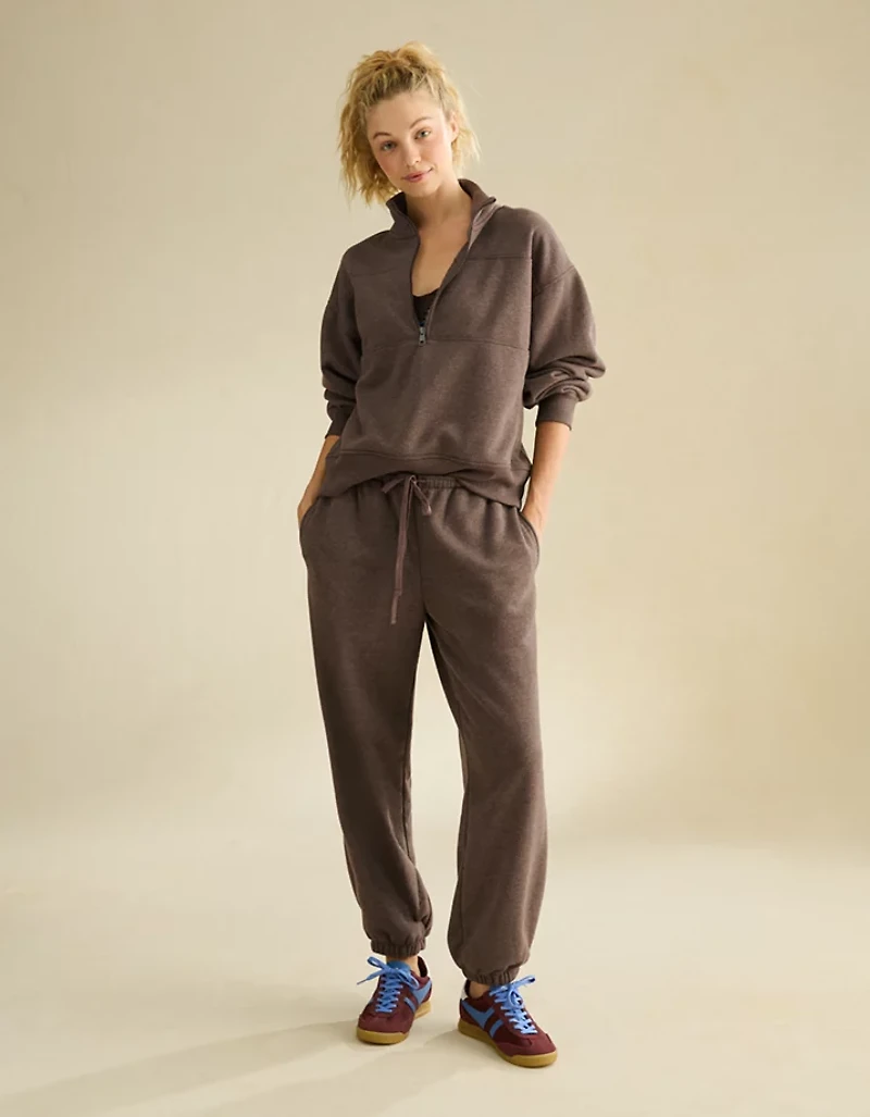 AE Everyday Luxe Low-Rise Baggy Jogger