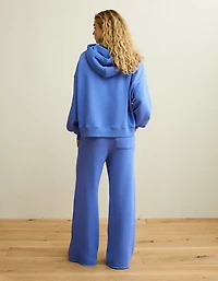 AE Campus Low-Rise Wide-Leg Sweatpant