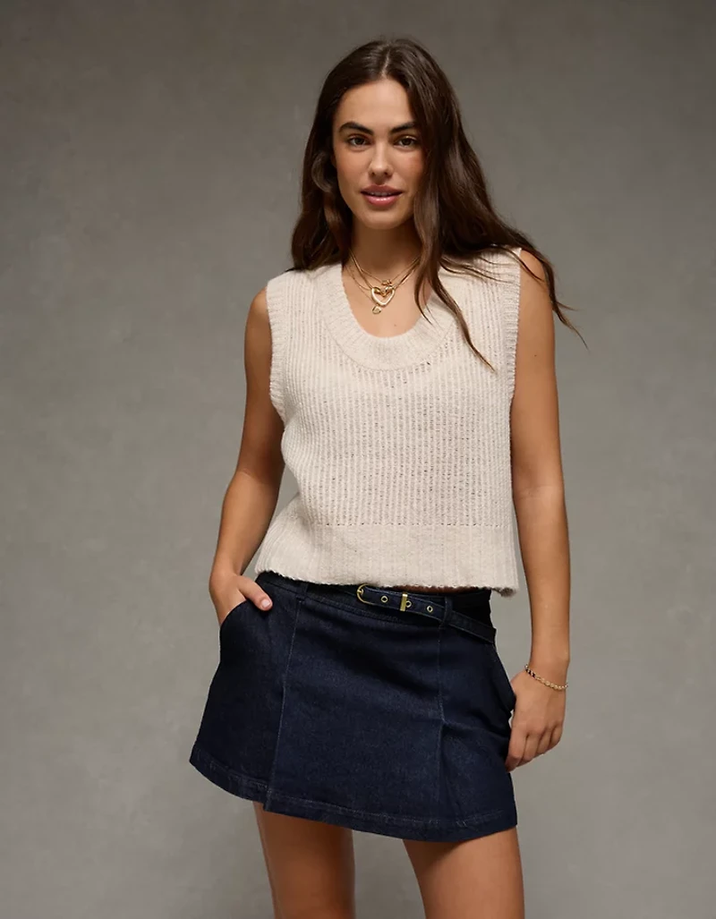 AE Whoa So Soft Scoop Neck Vest