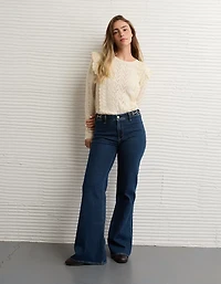 Chandail à volants en dentelle AE